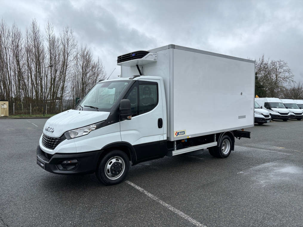 IVECO Daily CCb 35C16H Empattement 3750